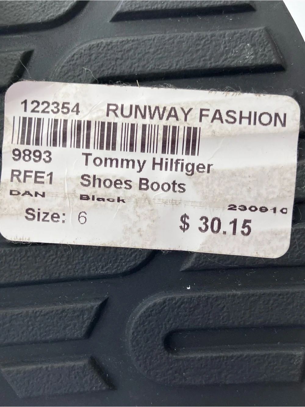 Tommy Hilfiger women’s size 6 rain boots riding boot styled